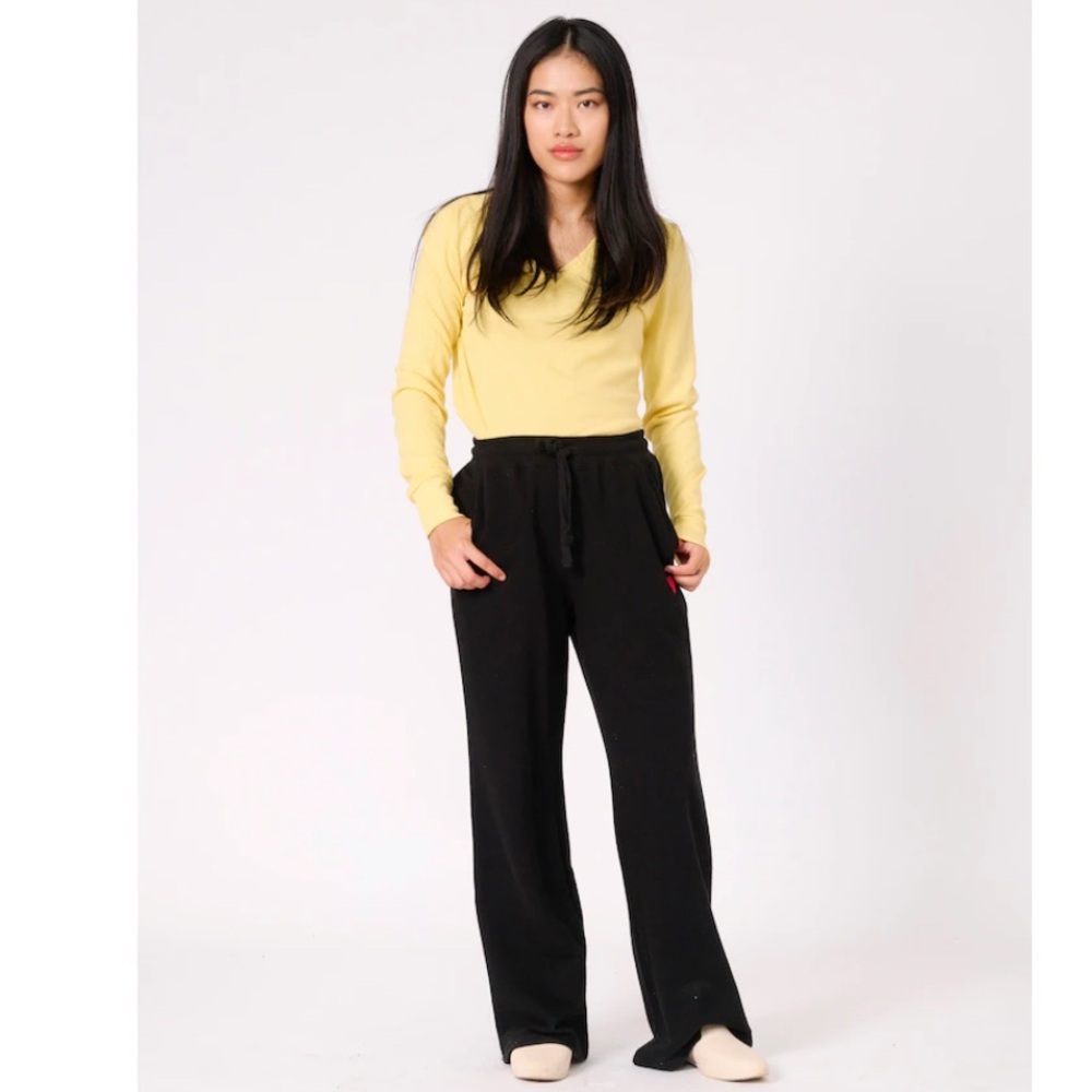 GET PRELOVED Ann Wide Leg Jogger Pants Black Heart Women’s Size Large